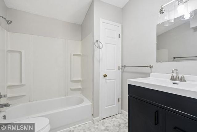 3251 Newton Avenue N, Minneapolis, MN 55412