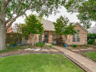 2916 Redwood Drive, Carrollton, TX 75007
