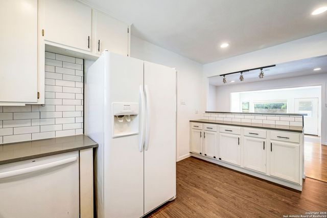 110 Montpelier, San Antonio, TX 78228