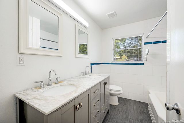 110 Montpelier, San Antonio, TX 78228