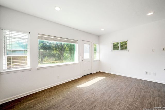 110 Montpelier, San Antonio, TX 78228