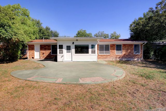 110 Montpelier, San Antonio, TX 78228