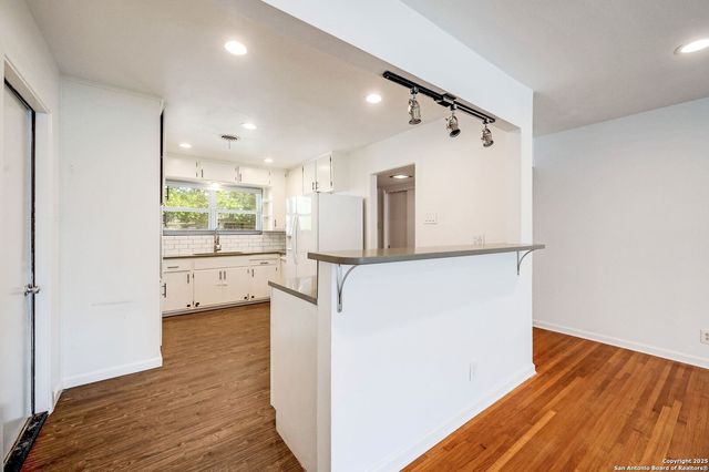 110 Montpelier, San Antonio, TX 78228
