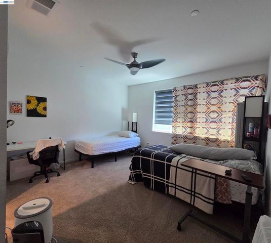 5585 Holly Bay Avenue, Dublin, CA 94568