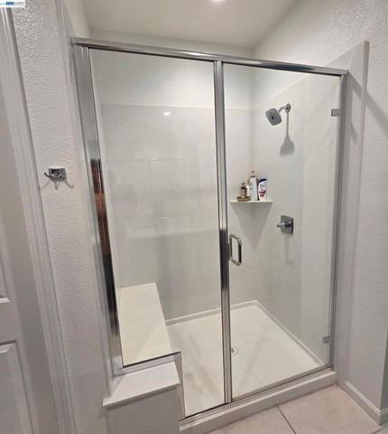 5585 Holly Bay Avenue, Dublin, CA 94568