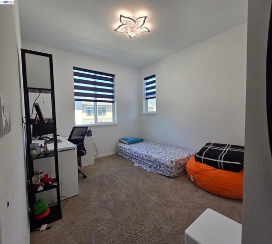 5585 Holly Bay Avenue, Dublin, CA 94568