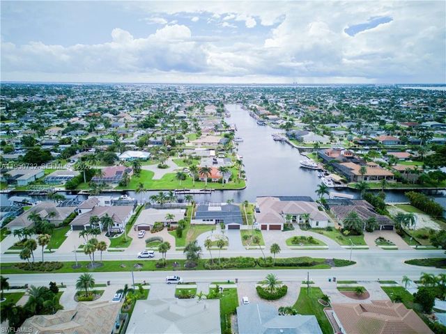 4943 Pelican Boulevard, Cape Coral, FL 33914