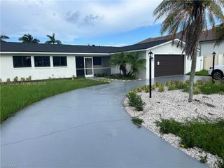 4943 Pelican Boulevard, Cape Coral, FL 33914