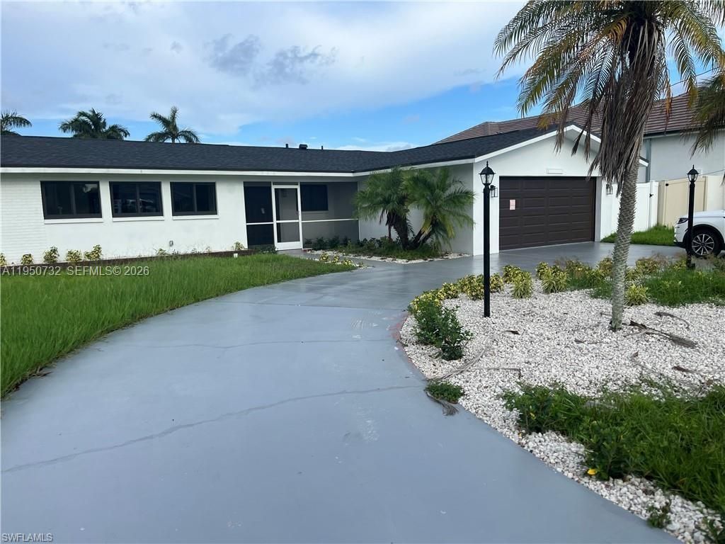 4943 Pelican Boulevard, Cape Coral, FL 33914
