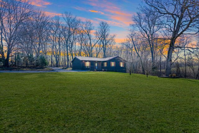 1212 Ussery Rd, S, Clarksville, TN 37040