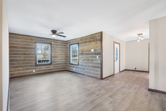 1212 Ussery Rd, S, Clarksville, TN 37040