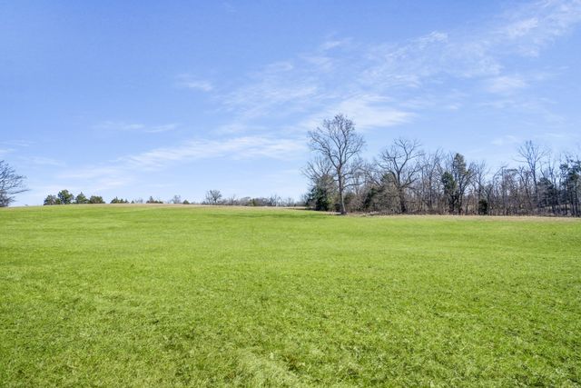 1212 Ussery Rd, S, Clarksville, TN 37040