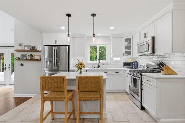 1 Blacksmith Road, Lincoln, RI 02865