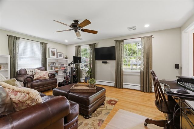 1 Blacksmith Road, Lincoln, RI 02865