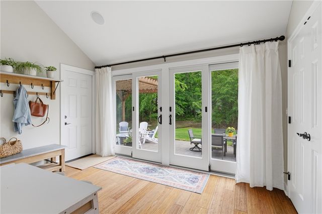 1 Blacksmith Road, Lincoln, RI 02865