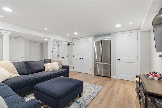 1 Blacksmith Road, Lincoln, RI 02865