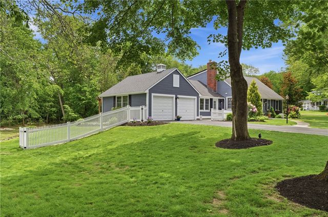 1 Blacksmith Road, Lincoln, RI 02865