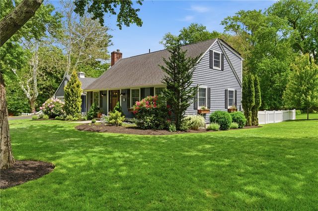 1 Blacksmith Road, Lincoln, RI 02865