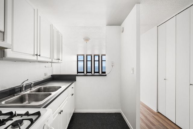 6700 S South Shore Drive 24K, Chicago, IL 60649