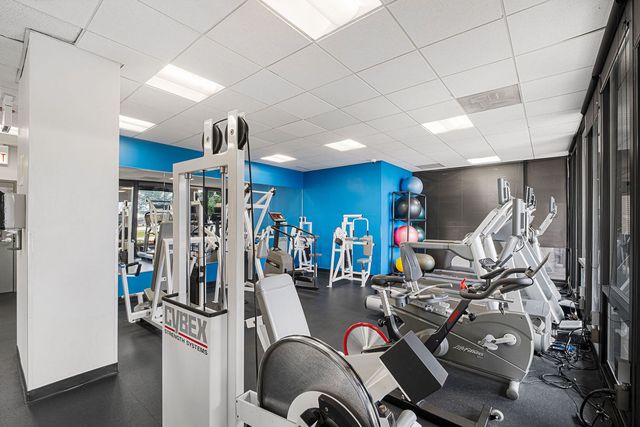 6700 S South Shore Drive 24K, Chicago, IL 60649