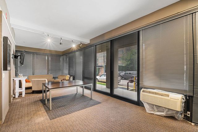 6700 S South Shore Drive 24K, Chicago, IL 60649