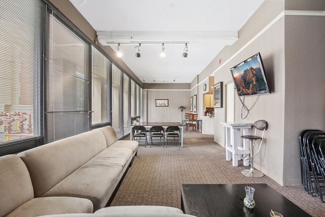 6700 S South Shore Drive 24K, Chicago, IL 60649