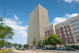 6700 S South Shore Drive 24K, Chicago, IL 60649