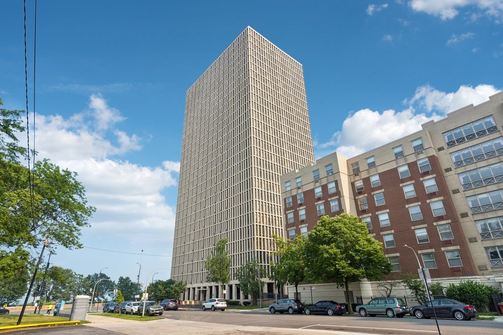 6700 S South Shore Drive 24K, Chicago, IL 60649