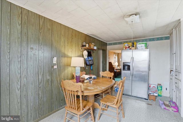 82 CENTRAL AVE, Morrisville, PA 19067