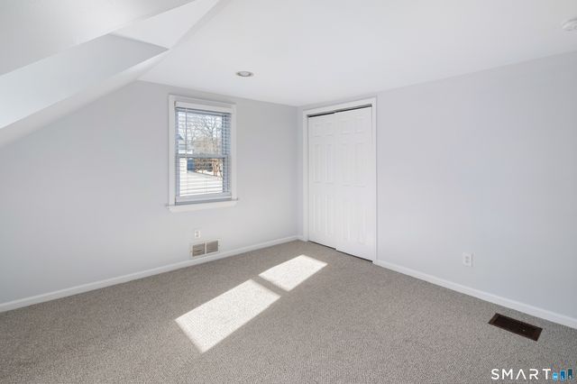 37 Gaymoor Drive, Stamford, CT 06907