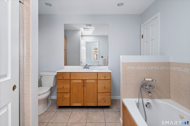 37 Gaymoor Drive, Stamford, CT 06907