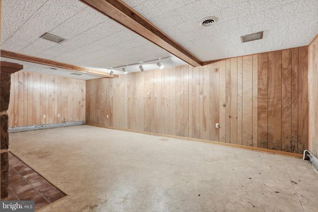 1619 DUAL HWY, Hagerstown, MD 21740