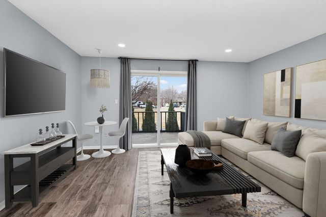 14816 S Penn Road, Plainfield, IL 60544