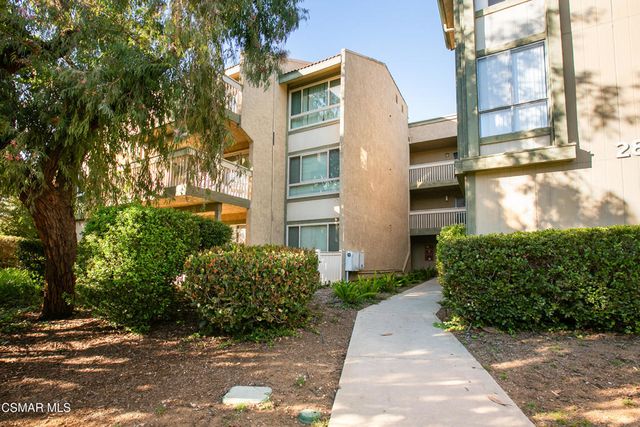 286 Oakleaf Drive 22, Thousand Oaks, CA 91360