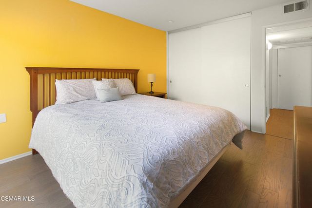 286 Oakleaf Drive 22, Thousand Oaks, CA 91360