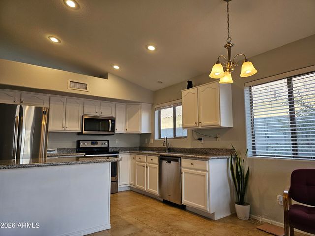 1605 W GERONIMO Street, Chandler, AZ 85224