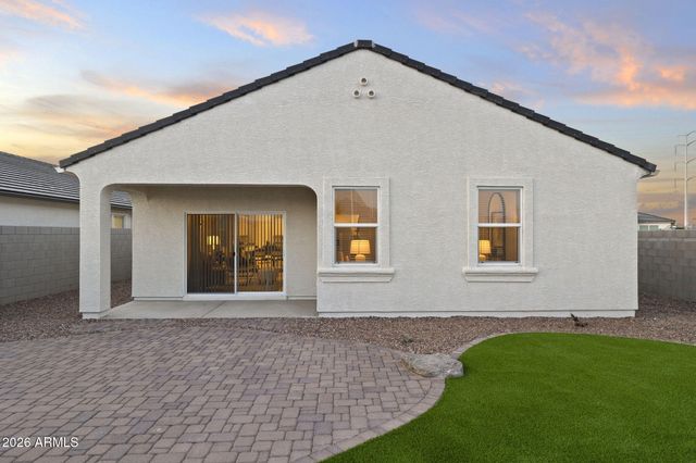 10323 W Luxton Lane, Tolleson, AZ 85353