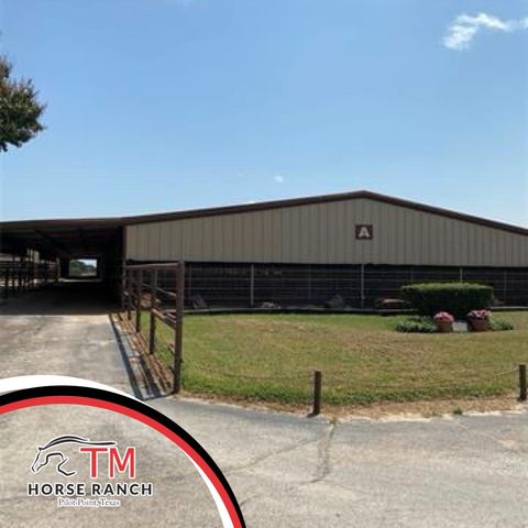 10145 Friendship Road, Pilot Point, TX 76258