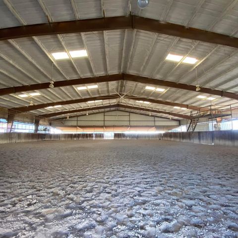10145 Friendship Road, Pilot Point, TX 76258