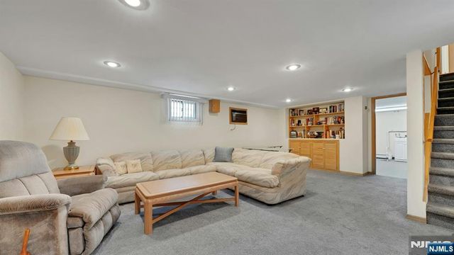 511 Hickory Street, Kearny, NJ 07032