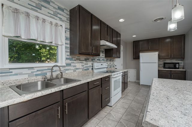 2442 Bellfield Street, Kettering, OH 45420