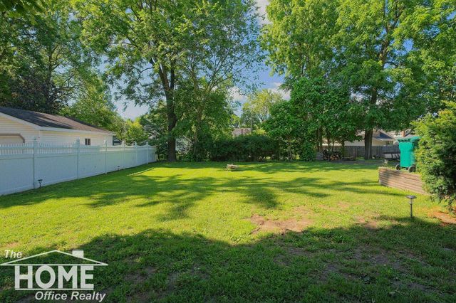432-434 E Oliver Street, Owosso, MI 48867