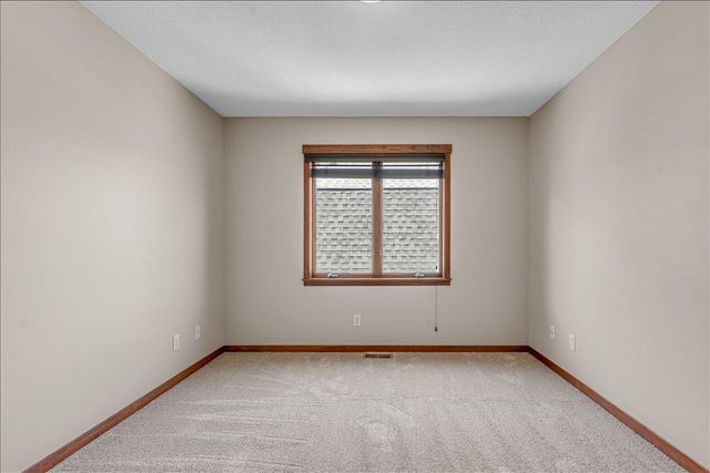 16931 E Lake Drive, Lakeville, MN 55044