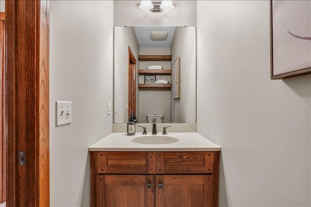 16931 E Lake Drive, Lakeville, MN 55044