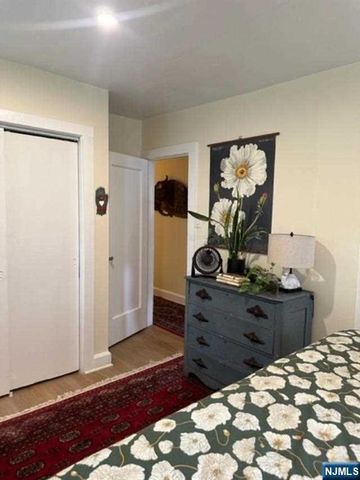 79 Valley Road B, Montclair, NJ 07042