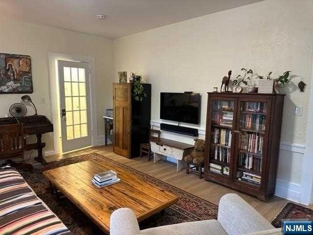 79 Valley Road B, Montclair, NJ 07042