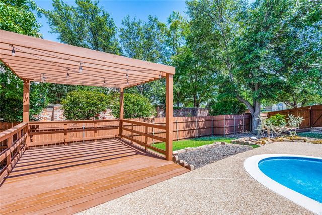 6032 Ainsdale Court, Dallas, TX 75252