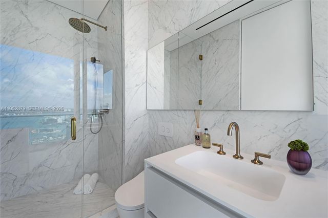 10203 Collins Avenue 2701, Bal Harbour, FL 33154