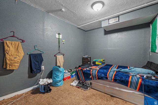 5828 S SALEM AVE, Kearns, UT 84118