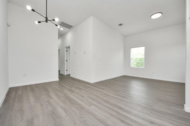 318 Tennessee Street AB, Houston, TX 77029